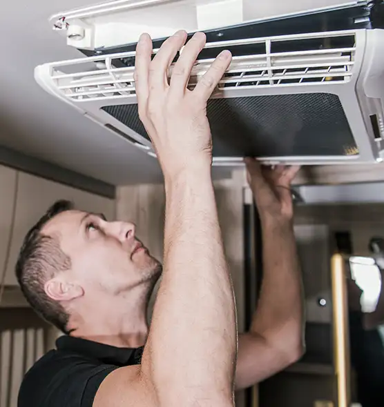  Professional Licensed And Insured Cleaners in South Elgin, IL